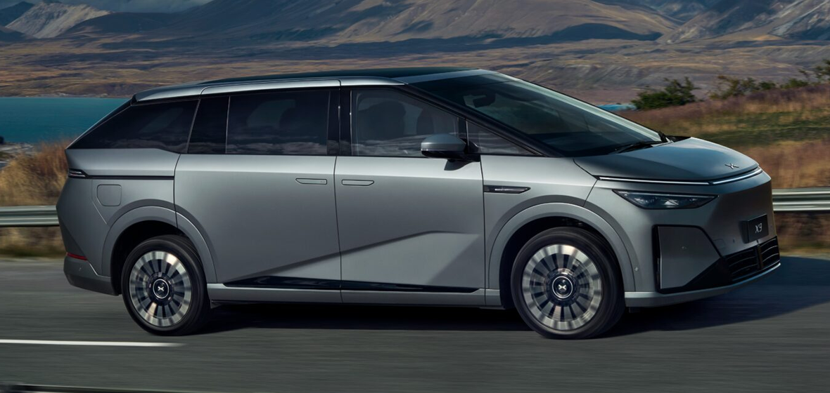 XPeng X9 Side View on Road